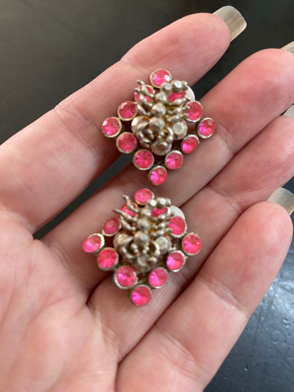 vintage 1950s pink rhinestone scorpion earrings, clip on, scorpio zodiac, mcm 50